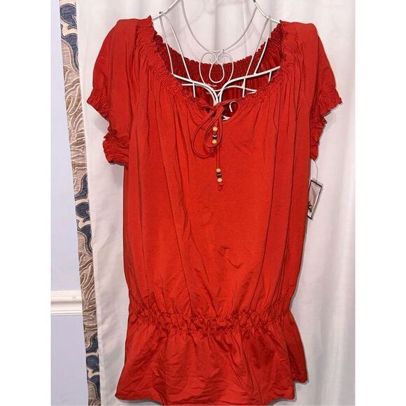 NEW WITH TAGS Croft & Barrow Short Sleeve Blouse Stretch drawstring waist design - Picture 2 of 6